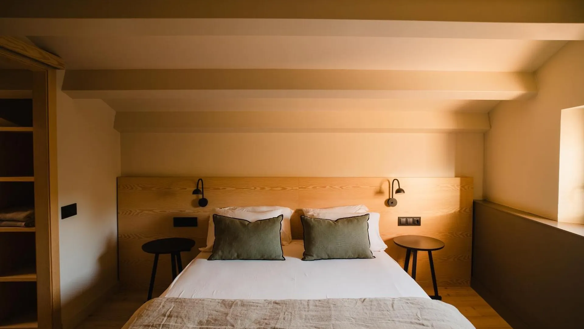 Hotel-Masia Can Farres El Bruc